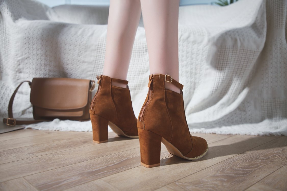 Martin-Stiefel mit hohen Absätzen für Damen