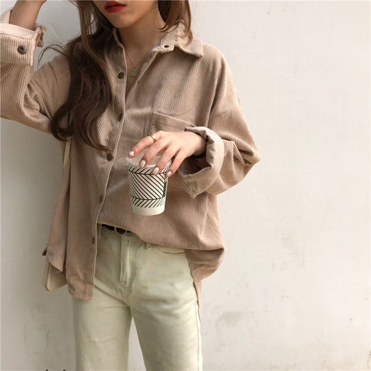 Damen Herbst-Wintermantel mit Kragen und Knopfleiste – Paula