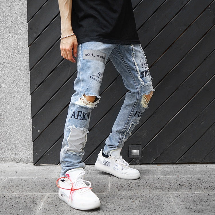Knieloch Patch Patch Stoff Jeans Männer und Frauen Persönlichkeit Flut Marke hellblau Schlanke Füße lange Hosen