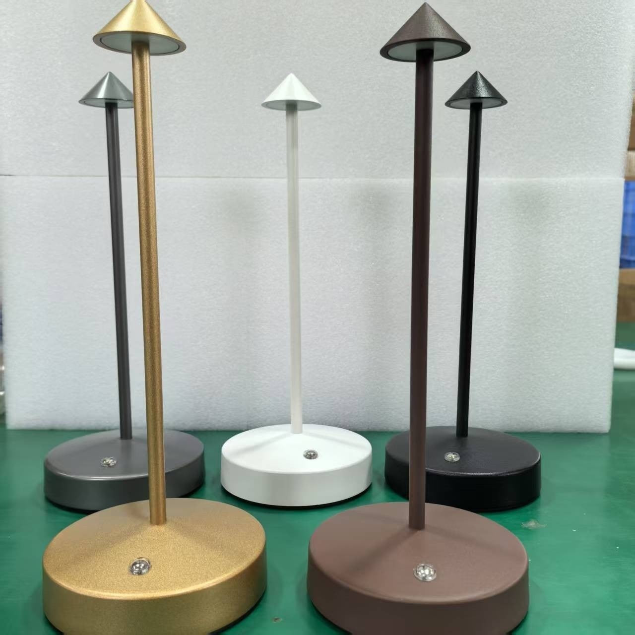 Retro Kleine Nacht Lampe Moderne Einfache Esstisch Wohnzimmer Bar Tisch Dekoration Tisch Lampe