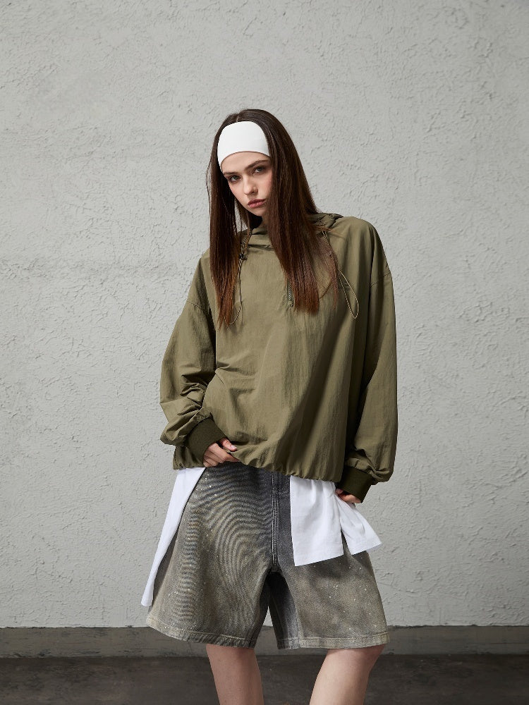 Minimalistische Kapuzenjacke mit Kontrastfarben – Dünne Sonnenschutzkleidung