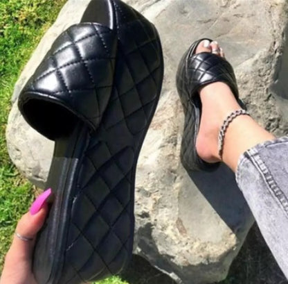 Solide Plaid Plattform Sandalen Frauen Schuhe Heißer Dicke Sohle Slipper Sommer Herbst Rutschen Plus Größe 43 Zapatillas Mujer Casa