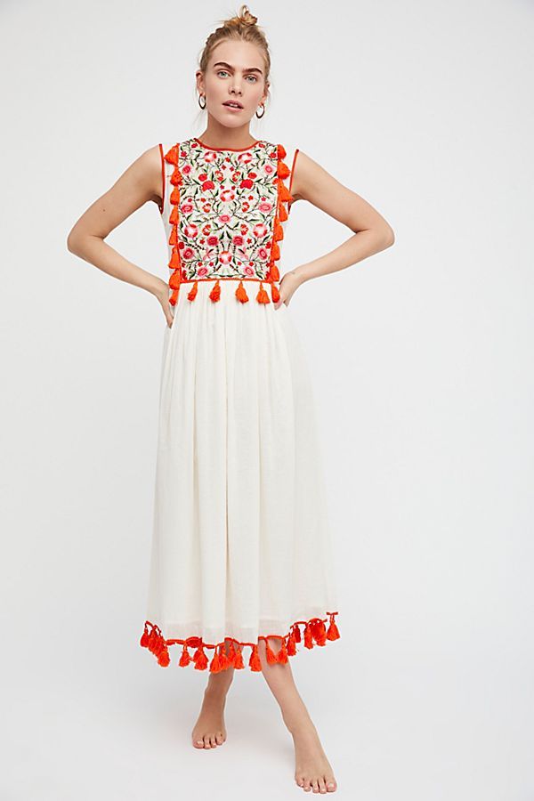 Ärmelloses Westenkleid mit böhmischem Muster und Blumenfransen