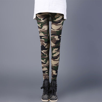 Leggings mit Camouflage-Print