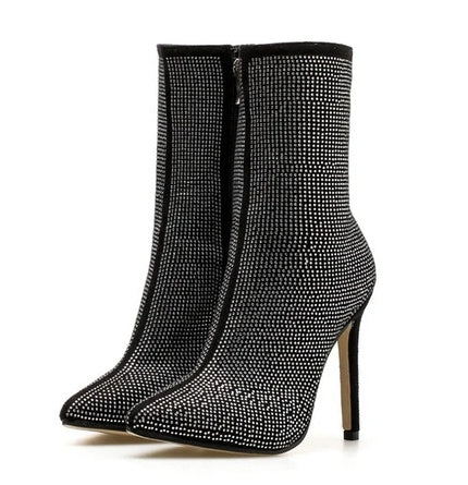 Damen Stiefel mit spitzer Zehenpartie und Absatz