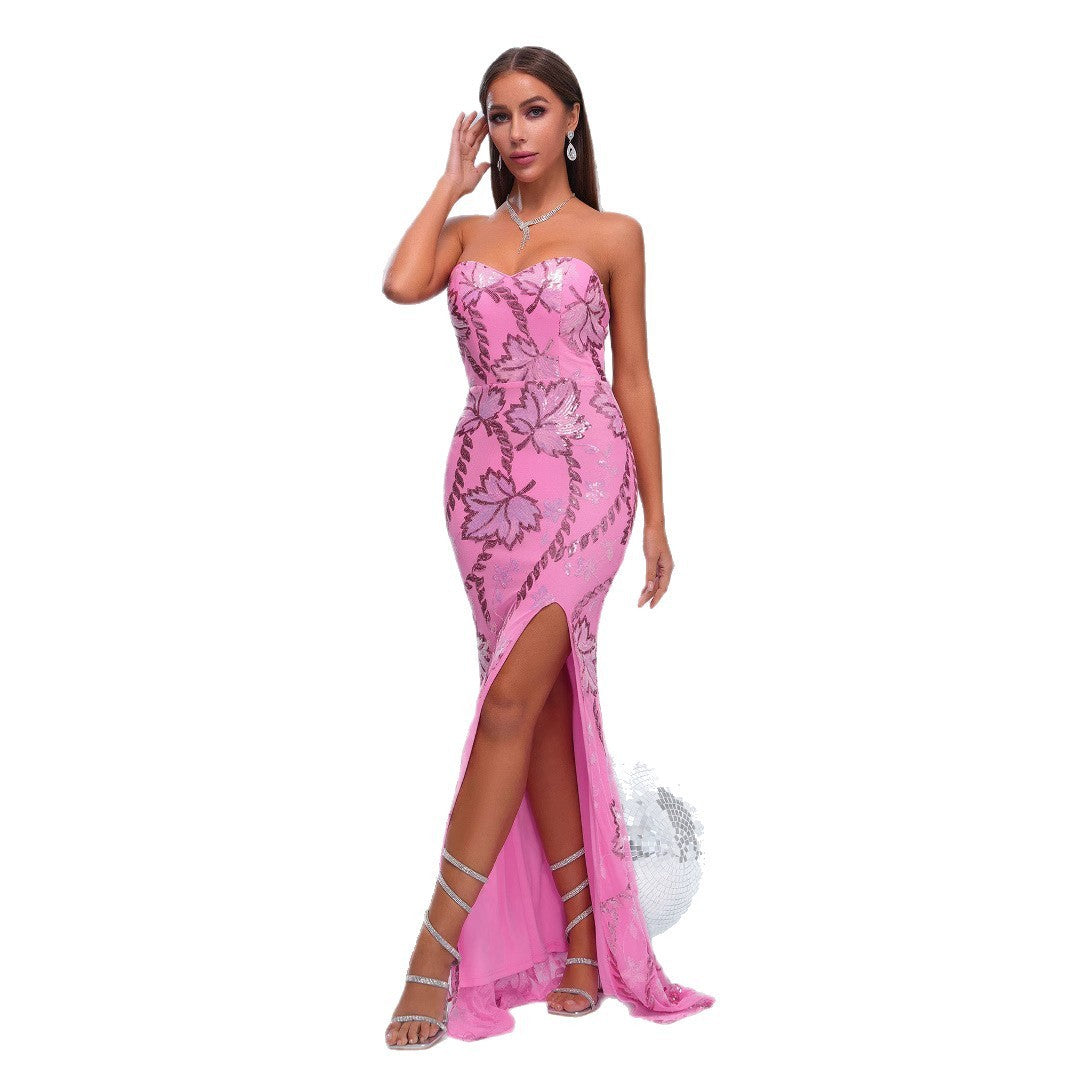 Abendkleid mit Pailletten und Fischschwanz-Ausschnitt und umwickelter Brustpartie