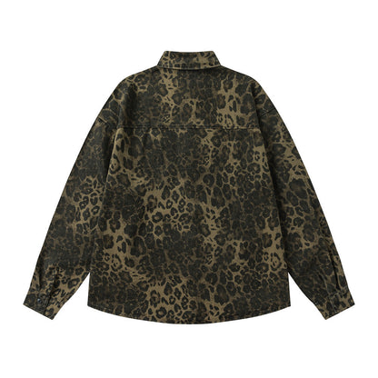 Herren Shirt mit Polokragen – Lässig, Oversized & im Leopardenmuster