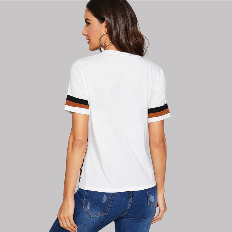 Weißes Farbblock-Cut-and-Sew-Oberteil mit Leopardenmuster, kurzärmelig, O-Ausschnitt, lässiges T-Shirt für Damen, Sommer, Freizeit-T-Shirt
