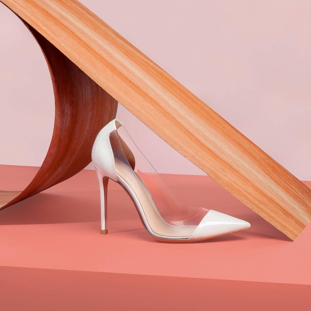 Schwarze Schuhe mit hohen Absätzen Frauen Stilettos Transparent Nude Farbe