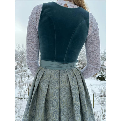 Oktoberfest Kleid „Isar“ – Midikleid aus Samt in Marineblau mit Trägern