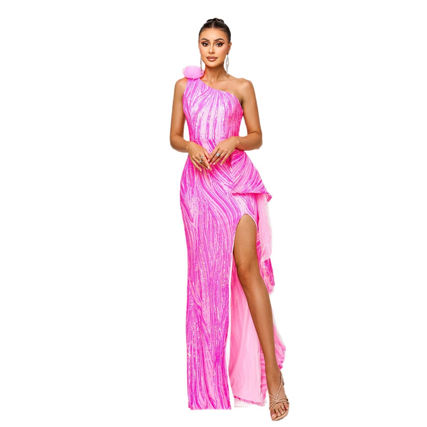 Abendkleid mit One-Shoulder-Träger, diagonalem Kragen, Pailletten und Schlitz
