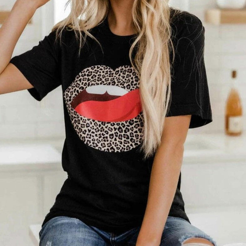 Lippen Leopardenmuster Rundhals Kurzarmshirt Damen