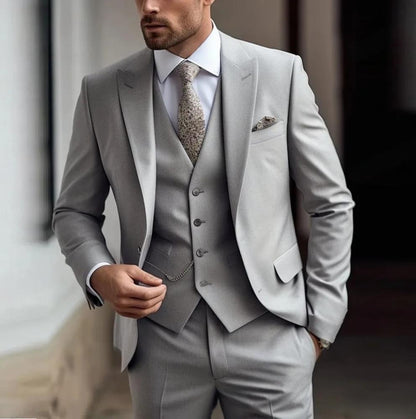 Dreiteiliger Herrenanzug – Slim Fit Anzug mit Weste für Business & Anlass
