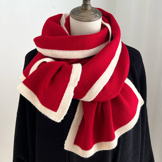Farblich passender Schal Gestrickter Wollschal