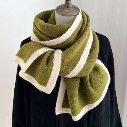 Farblich passender Schal Gestrickter Wollschal